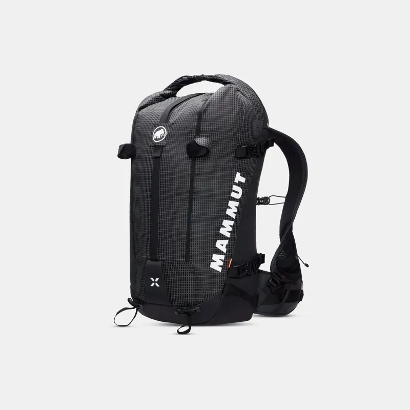 Mammut Trion 28 Backpack In Black