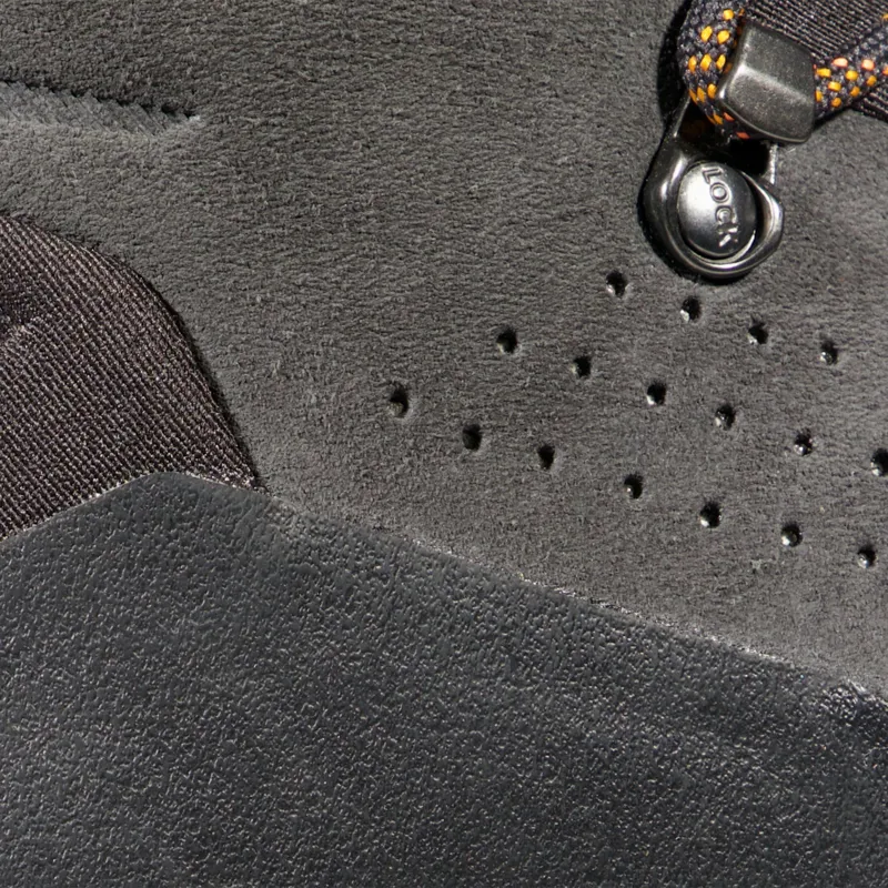 Mammut Sapuen GTX High-Ankle Hiking Boots in Black/Dark Radiant-6